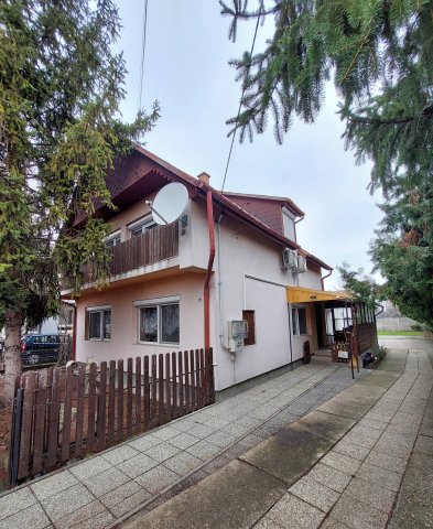 Eladó családi ház, Szigetszentmiklóson 124.99 M Ft, 5 szobás