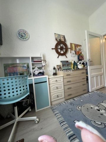 Eladó családi ház, Vecsésen 113.9 M Ft, 3 szobás