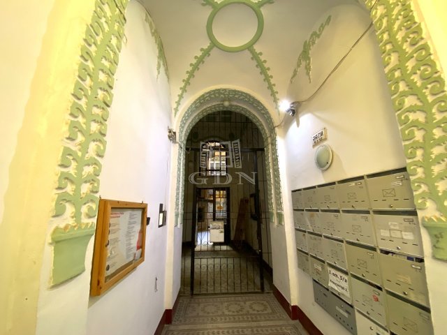Eladó téglalakás, Budapesten, VI. kerületben 56.99 M Ft