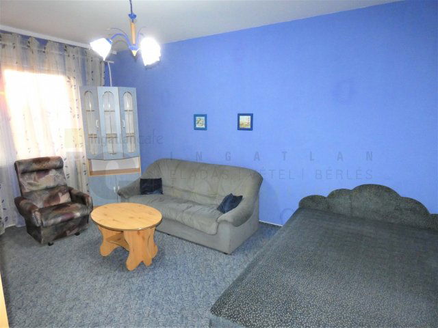 Kiadó panellakás, albérlet, Szegeden 130 E Ft / hó, 2 szobás