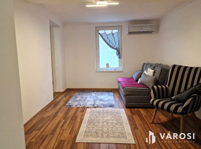 Eladó családi ház, Békéscsabán 21.9 M Ft, 2 szobás