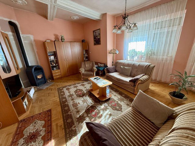 Eladó családi ház, Móron 39.9 M Ft, 3 szobás