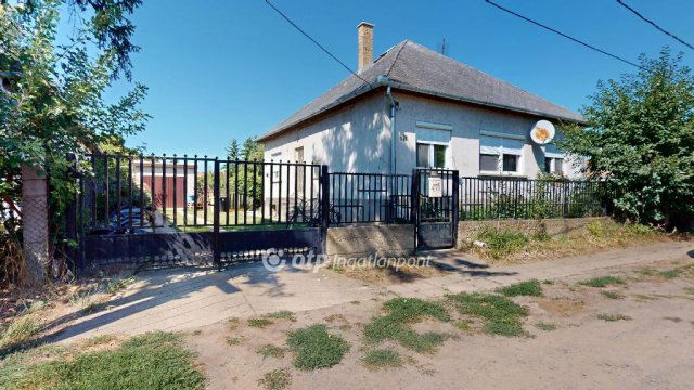 Eladó családi ház, Tokajban 29 M Ft, 3 szobás