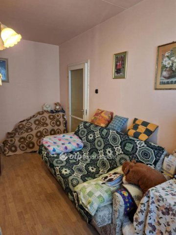 Eladó panellakás, Debrecenben 52.9 M Ft, 1+1 szobás