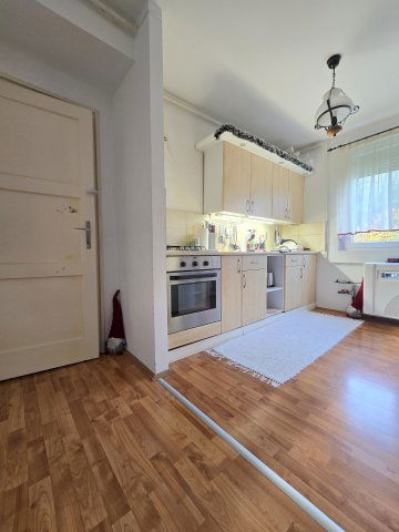 Eladó téglalakás, Teskándon 46.5 M Ft, 3 szobás