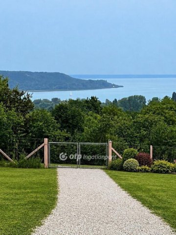 Eladó telek, Balatonalmádiban 68.9 M Ft / költözzbe.hu