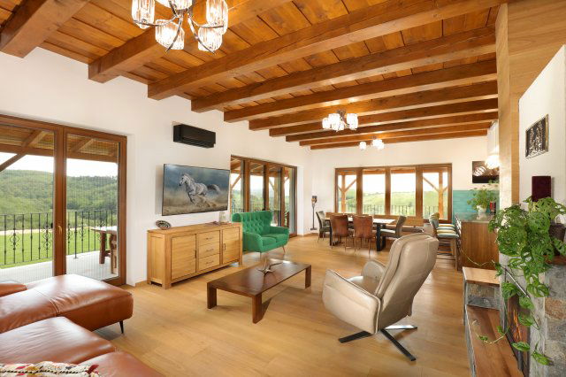 Eladó családi ház, Karancsságon 228 M Ft, 6 szobás