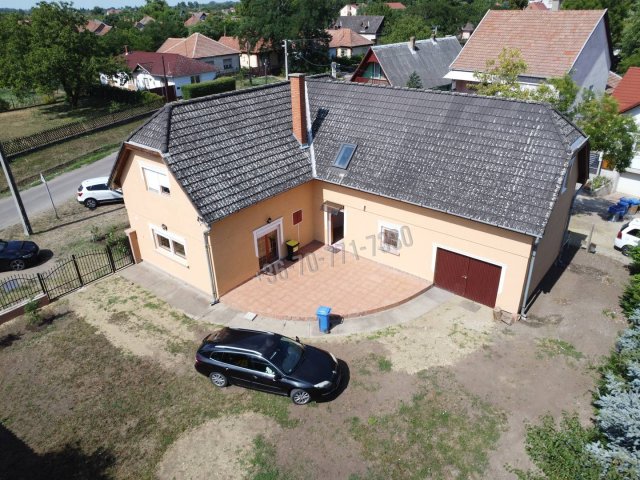 Eladó családi ház, Hevesen 44.5 M Ft, 4+1 szobás