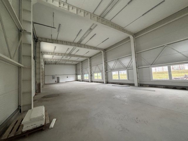 Eladó ipari ingatlan, Tiszaújvárosban 175 M Ft