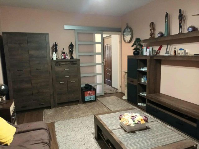 Eladó panellakás, Debrecenben, Ibolya utcában 61.9 M Ft