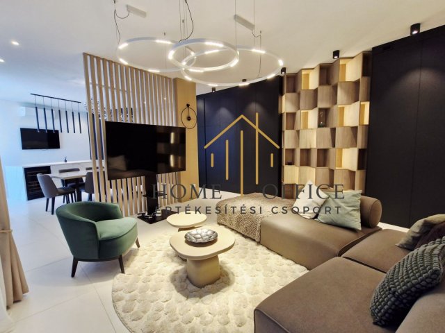 Eladó téglalakás, Debrecenben 299 M Ft, 3 szobás