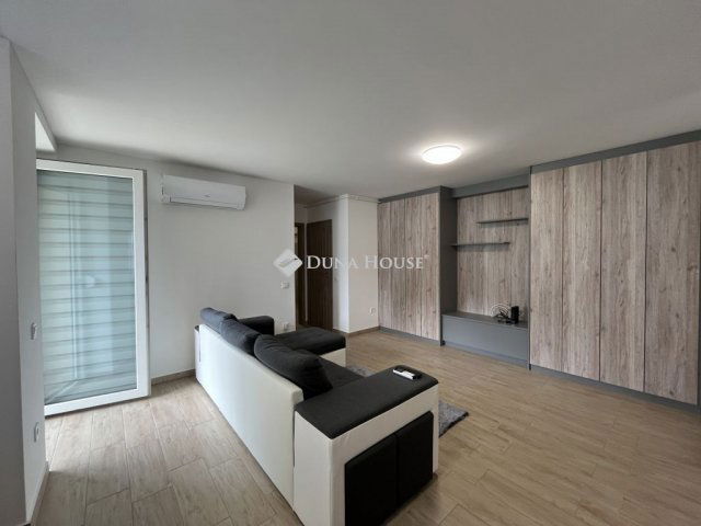 Kiadó téglalakás, albérlet, Nyíregyházán 250 E Ft / hó