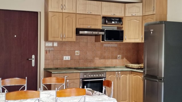 Kiadó téglalakás, albérlet, Győrött 180 E Ft / hó, 2 szobás