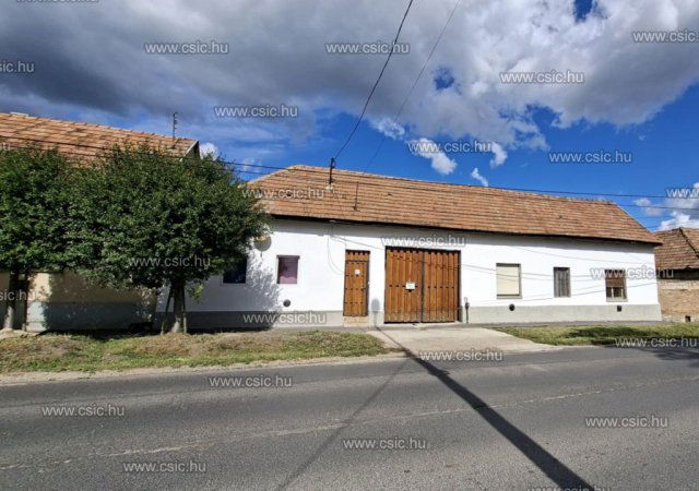 Eladó családi ház, Pomázon 85 M Ft, 5 szobás