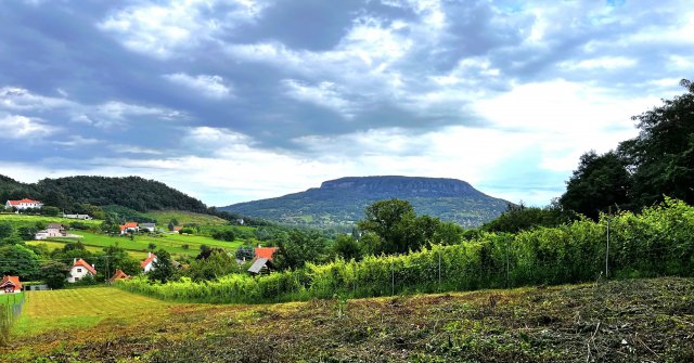 Eladó telek, Szigligeten, Külsőhegyi úton 51 M Ft