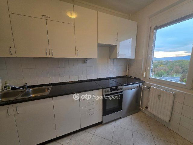 Eladó panellakás, Budapesten, IV. kerületben 77.9 M Ft