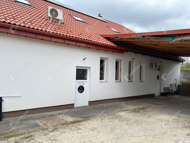 Kiadó üzlethelyiség, Győrött 180 E Ft / hó, 1 szobás