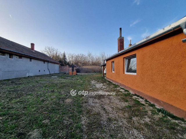 Eladó családi ház, Kemenesmihályfán 29.999 M Ft, 2+1 szobás