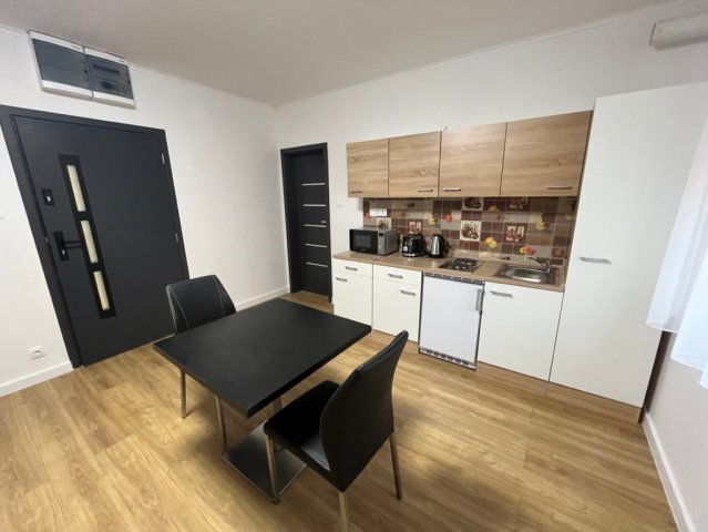 Kiadó téglalakás, albérlet, Tiszaújvárosban, Tisza úton