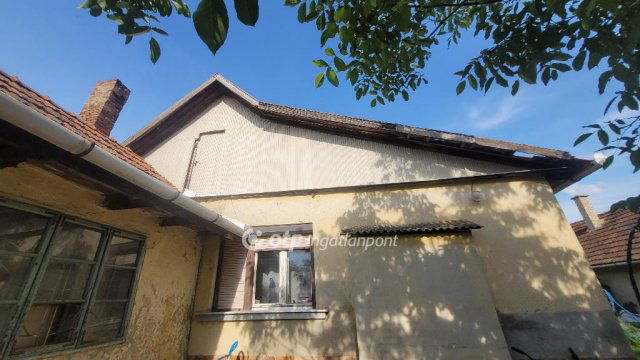 Eladó családi ház, Jászjákóhalmán 11.7 M Ft, 3 szobás