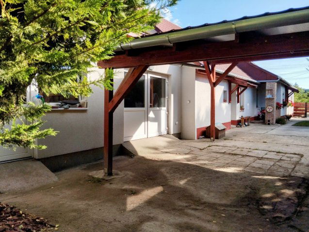 Eladó családi ház, Balatonkenesén 119 M Ft, 3 szobás