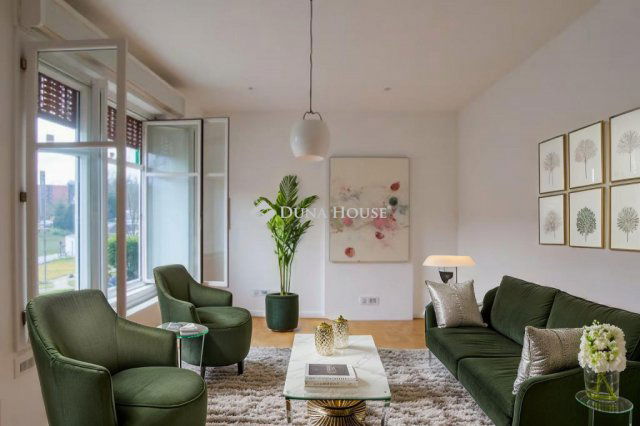 Eladó téglalakás, Budapesten, VIII. kerületben 97 M Ft, 3 szobás