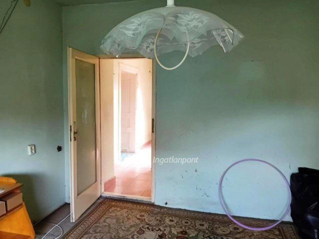 Eladó családi ház, Lőrinciben 22.99 M Ft, 2 szobás