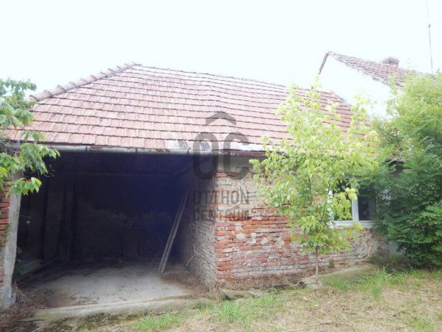 Eladó családi ház, Olaszfán 25 M Ft, 3 szobás