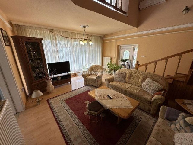 Eladó családi ház, Albertirsán 80.9 M Ft, 5 szobás