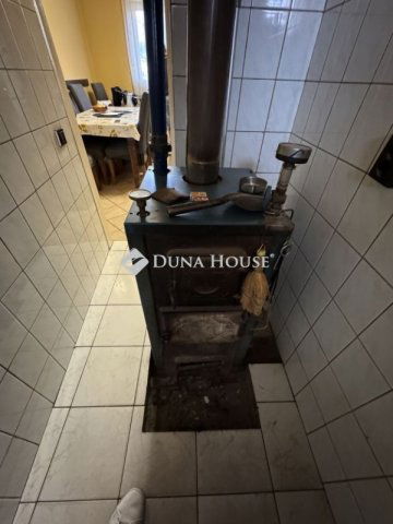 Eladó családi ház, Kecskeméten 99 M Ft, 4 szobás