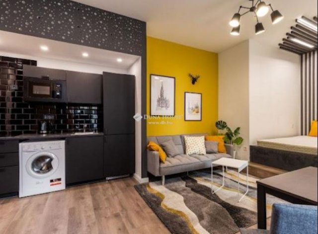 Eladó téglalakás, Budapesten, VII. kerületben, Akácfa utcában