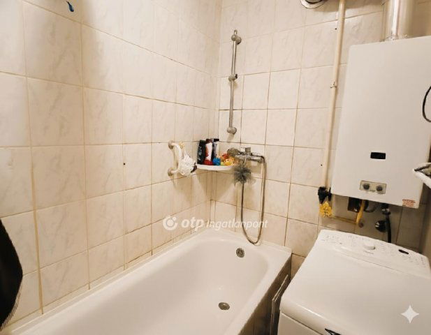 Eladó téglalakás, Monoron 54.9 M Ft, 2+1 szobás