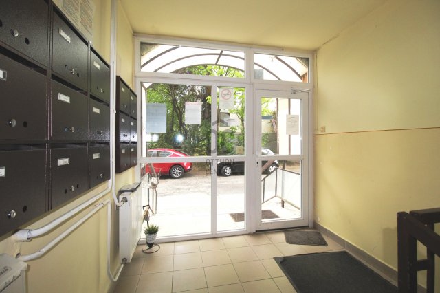 Eladó panellakás, Kistarcsán 55 M Ft, 2 szobás