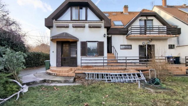 Eladó családi ház, Budapesten, XI. kerületben 139 M Ft, 8 szobás