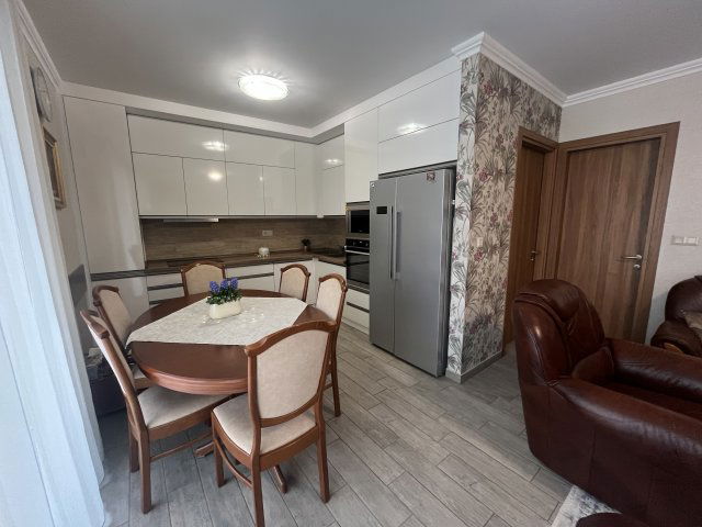 Eladó téglalakás, Debrecenben 144 M Ft, 3 szobás