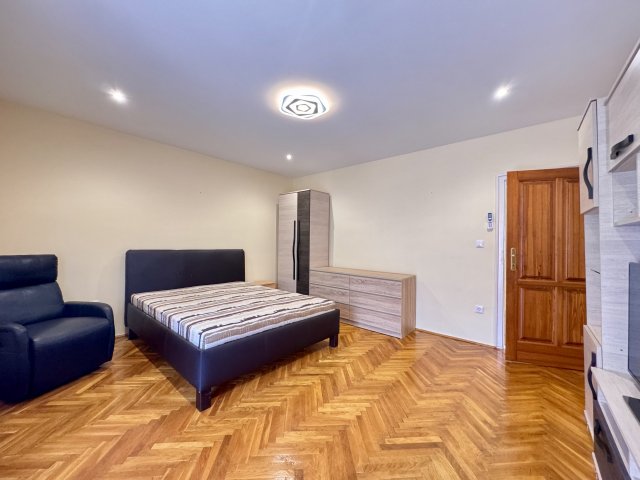 Eladó téglalakás, Zalaegerszegen 38.5 M Ft, 2 szobás