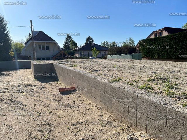 Eladó telek, Dunakeszin 79.9 M Ft / költözzbe.hu