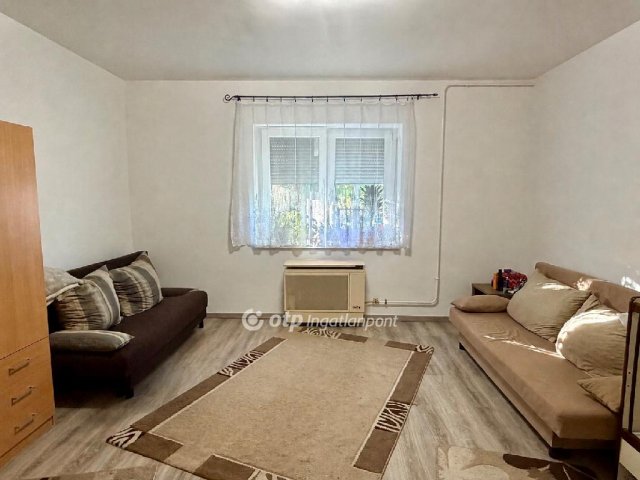 Eladó családi ház, Erdőtelken 37.9 M Ft, 2 szobás