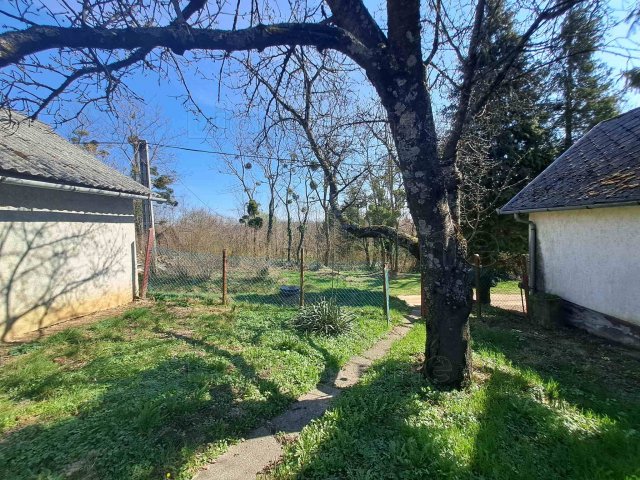 Eladó nyaraló, Homokkomáromon 5.5 M Ft, 1 szobás