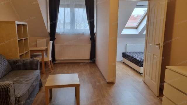 Kiadó téglalakás, albérlet, Sopronban 163 E Ft / hó, 1+1 szobás