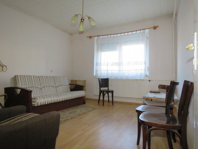 Eladó családi ház, Hegyeshalomban 49.9 M Ft, 3 szobás