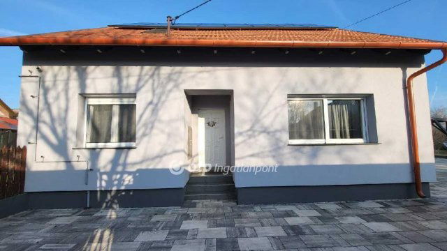 Eladó családi ház, Felgyőn 69 M Ft, 4+1 szobás