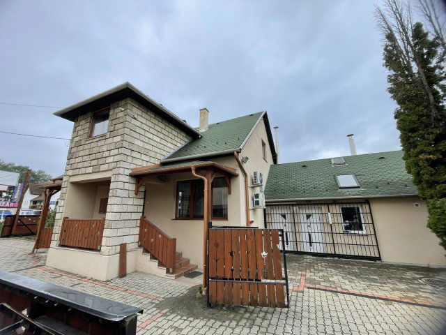 Eladó családi ház, Veresegyházon 159 M Ft, 4 szobás