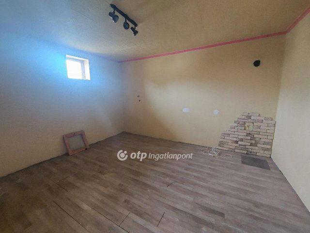 Eladó családi ház, Miskén 12.9 M Ft, 3+1 szobás