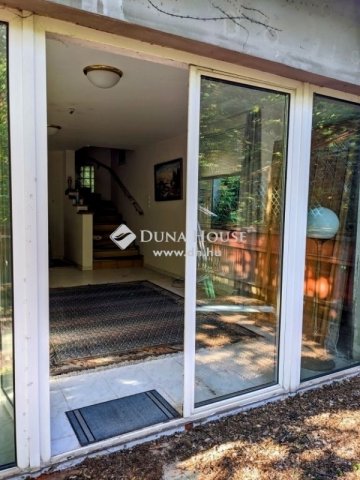 Eladó ikerház, Pilisszentkereszten 84.9 M Ft, 8 szobás