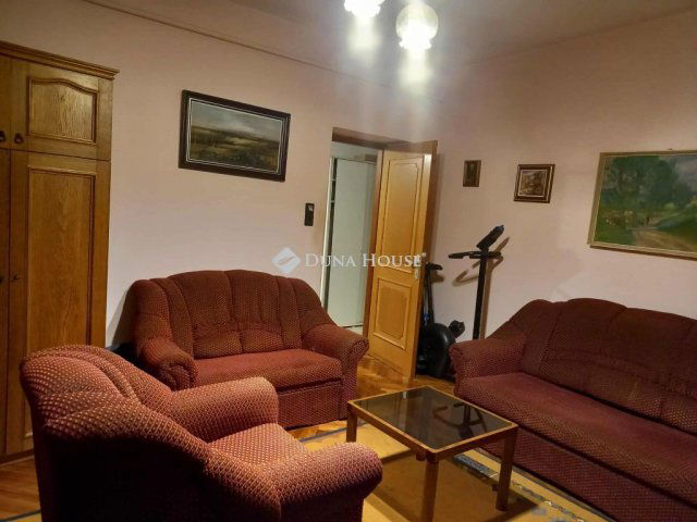 Eladó családi ház, Gyöngyösön, Hunyadi János utcában 79 M Ft