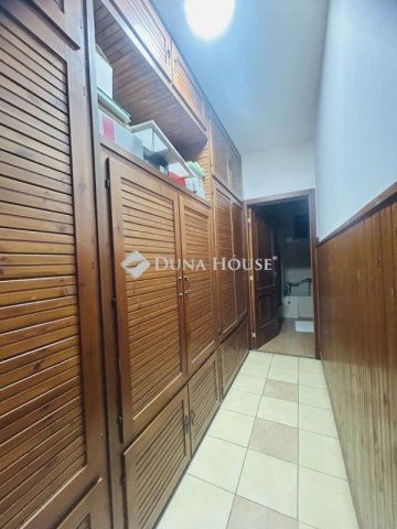 Eladó családi ház, Lajosmizsén 129 M Ft, 5 szobás