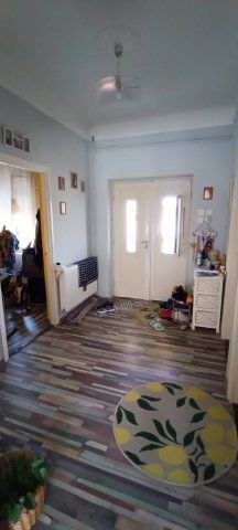 Eladó családi ház, Apcon 30 M Ft, 4 szobás