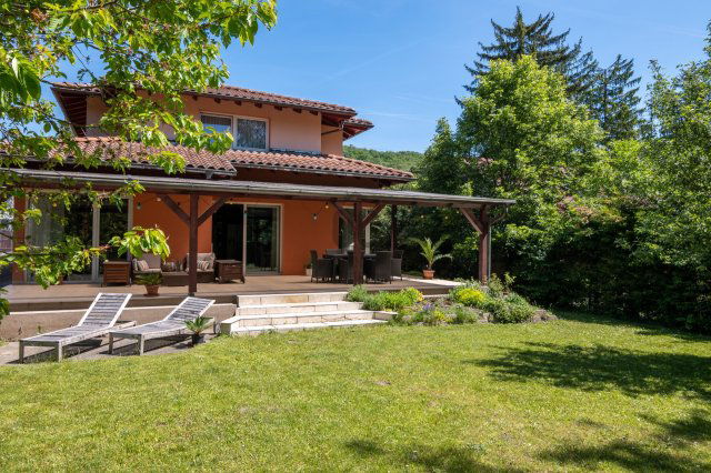 Kiadó családi ház, albérlet, Remeteszőlősön 1128 E Ft / hó
