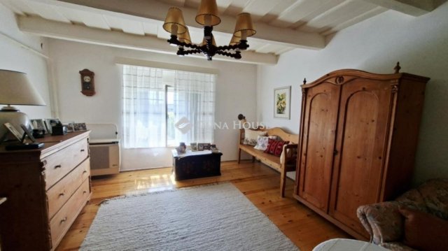 Eladó családi ház, Sukorón 82 M Ft, 2+2 szobás